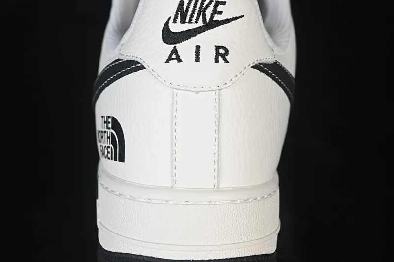 All Categories Nk Air Force 1 Air Force Series Nk Air Force 1 Low Air Force Low Nike Air Force 1'07 Low Minimalist Contrast Color Air Force One Low Casual Shoes MM3399-821
